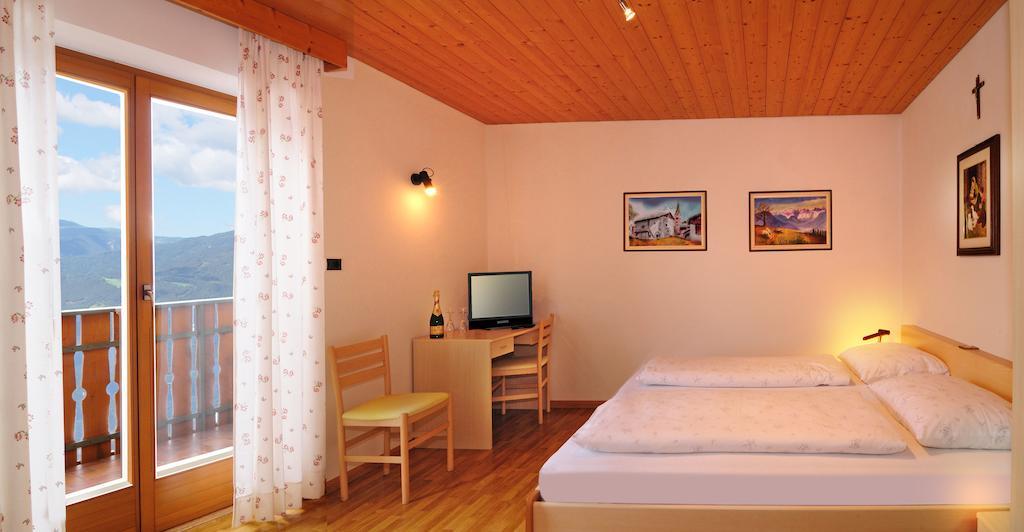 Rastlhof Villa Meltina Ruang foto